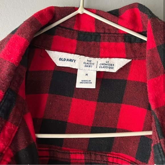 [M] Old Navy Red and Black Plaid Shirt - Picture 2 of 5